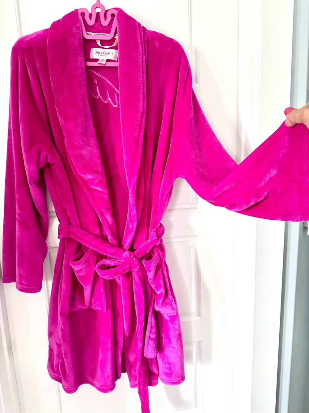 Juicy Couture Hot Pink Plush Velour Robe with Sequined Back Logo NWOT 1X - Picture 5 of 10